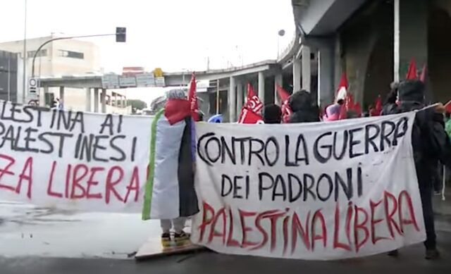 Manifestazione contro armi a Genova: porto bloccato