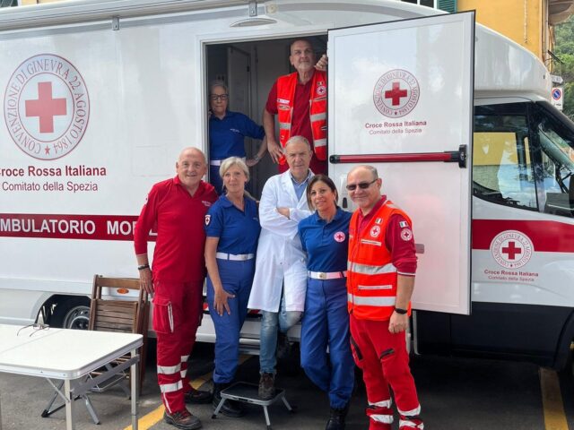 La Spezia, visite mediche gratuite in Piazza Brin, ritorna l'ambulatorio mobile della Croce Rossa