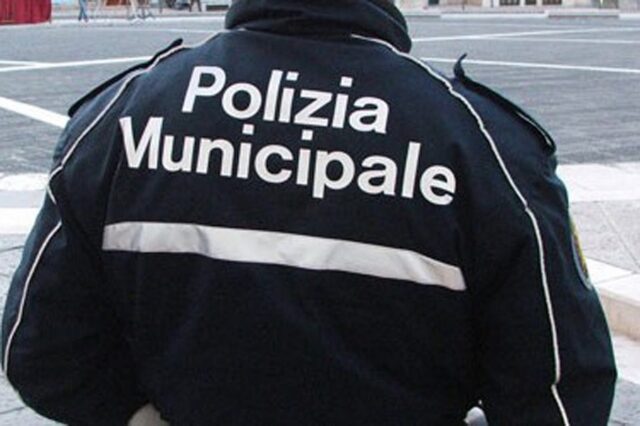 Recco, la Polizia Locale trova tre strutture ricettive abusive