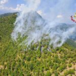 Incendio sui monti tra Montoggio e Valbrevenna: attivati mezzi aerei