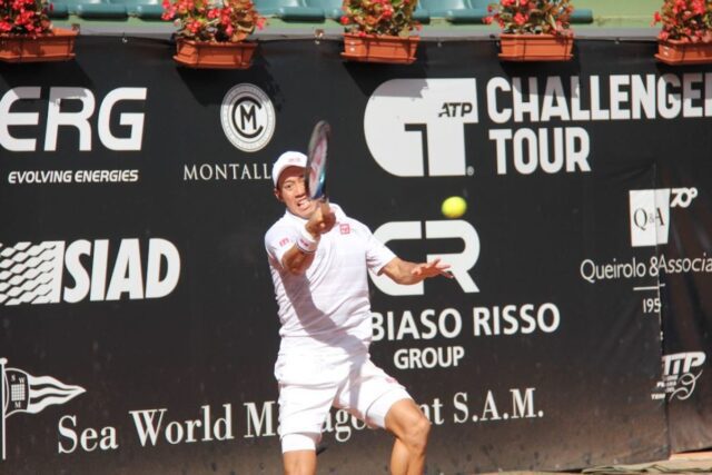 Aon Open Challenger Kei Nishikori batte Juan Pablo Varillas e vola ai quarti di finale