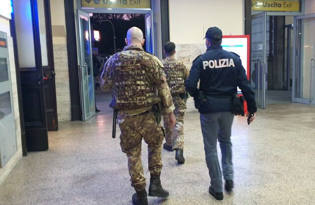 La sera del 1° gennaio, durante i consueti controlli nella stazione ferroviaria di Brignole, la Polizia Ferroviaria ha arrestato un cittadino