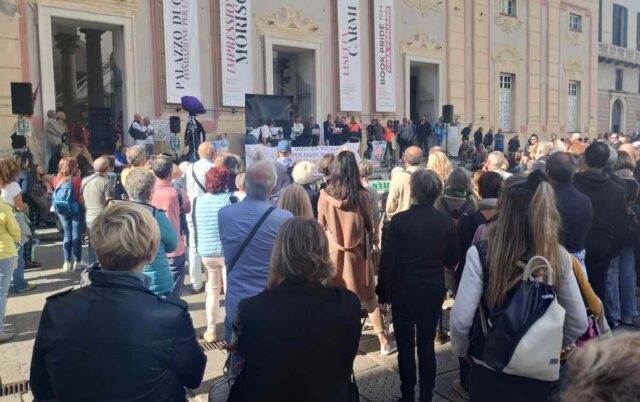 Manifestazione nazionale STOP5G a Genova in Piazza De Ferrari