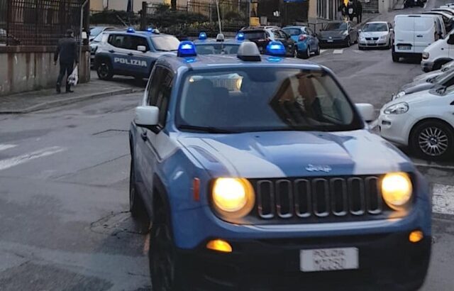 Spaccia a San Fruttuoso: arrestato, sequestrato etto di hashish