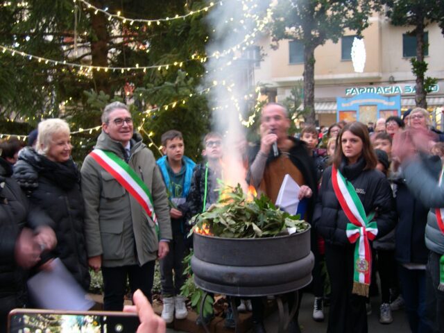 Torna il Confeugo, tra tradizione, musica e mugugni dei recchesi