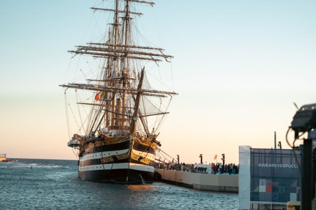 Nave Amerigo Vespucci torna in Italia